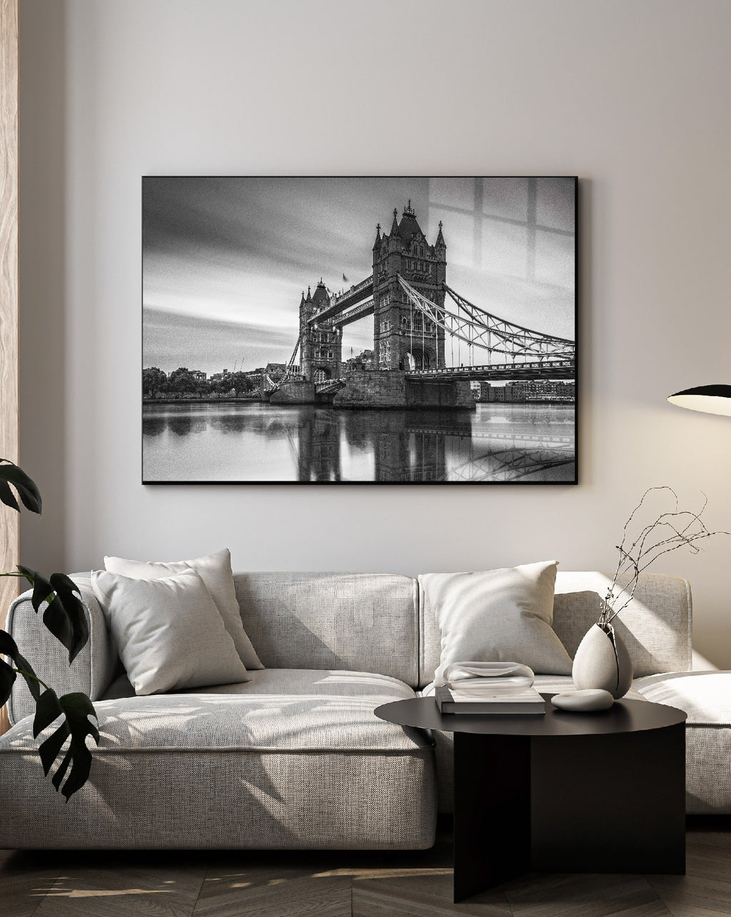 London Bridge B/W